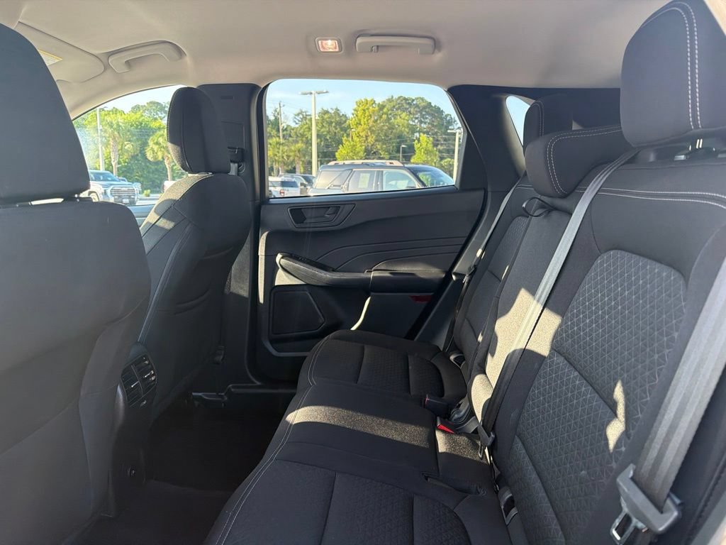 Certified 2025 Ford Escape Active FWD image 13