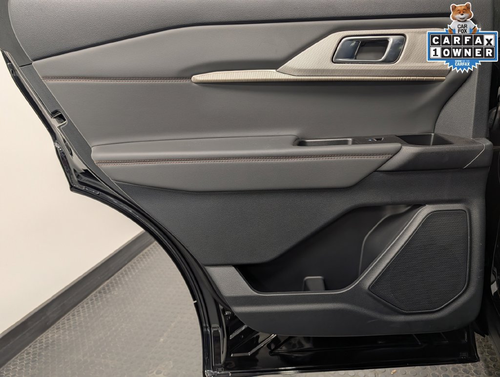 Certified 2025 Ford Explorer Active AWD/4WD image 22