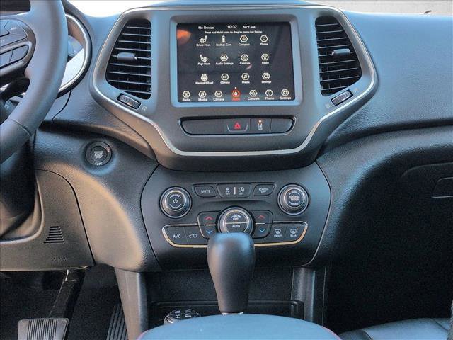 Used 2022 Jeep Cherokee Trailhawk AWD/4WD image 14