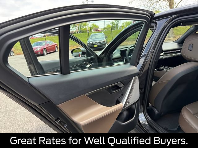 Used 2025 BMW i5 xDrive40 w/ Premium Package AWD/4WD image 27