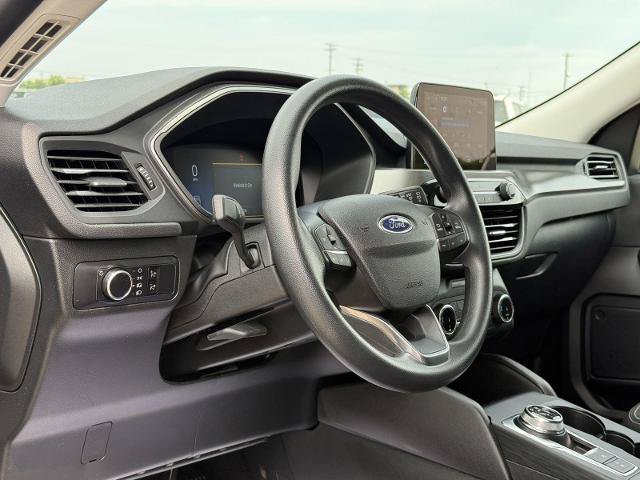 Certified 2025 Ford Escape Active AWD/4WD image 11