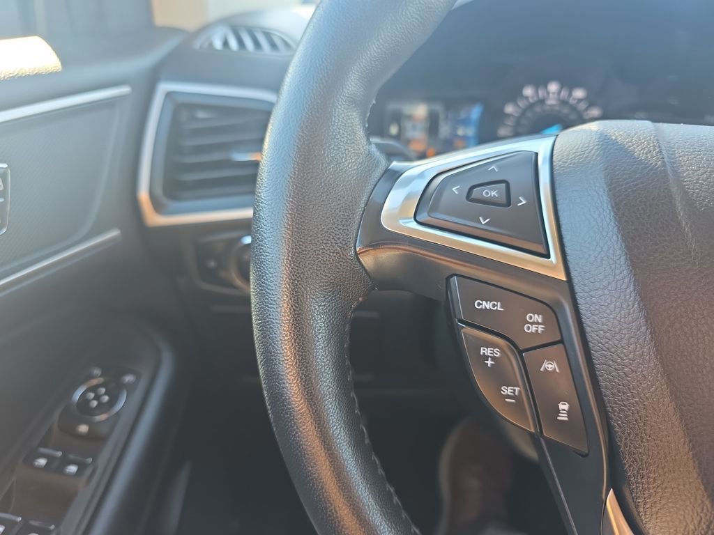 Certified 2024 Ford Edge SEL w/ Convenience Package image 25