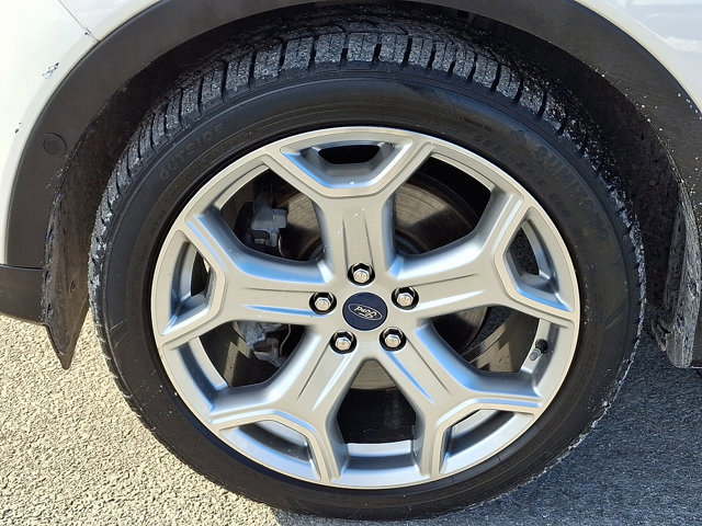 Certified 2019 Ford Escape Titanium image 32