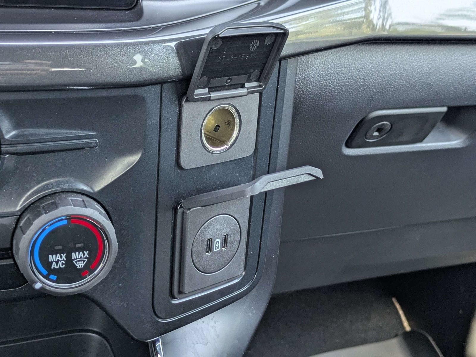 Certified 2025 Ford F150 STX w/ LOBO Package AWD/4WD image 13