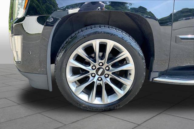 Used 2020 Cadillac Escalade Luxury w/ Escalade Sport Edition AWD/4WD image 11