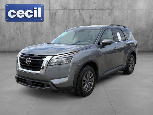 Used 2024 Nissan Pathfinder SV