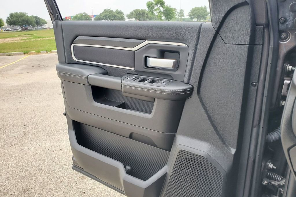 Used 2025 RAM 2500 Lone Star AWD/4WD image 13