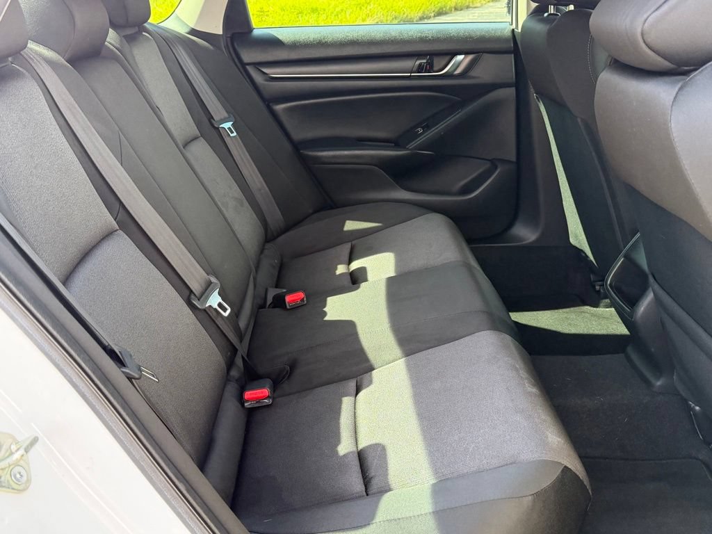 Used 2020 Honda Accord Hybrid image 16