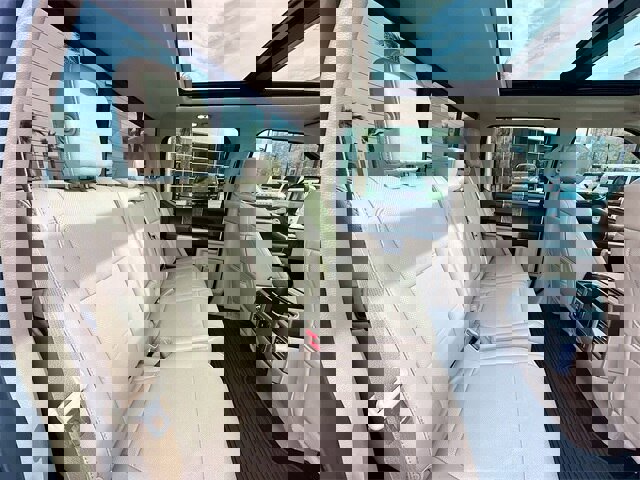 Certified 2017 Ford F250 Lariat w/ Chrome Package image 28