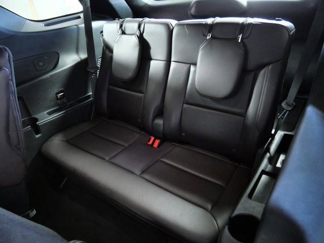 Certified 2025 Ford Explorer Platinum w/ LUX Leather Package AWD/4WD image 15