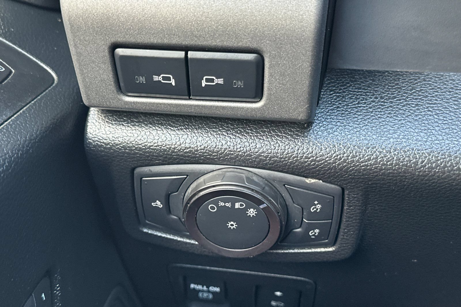 Certified 2019 Ford F150 Raptor w/ Equipment Group 802A Luxury AWD/4WD image 29