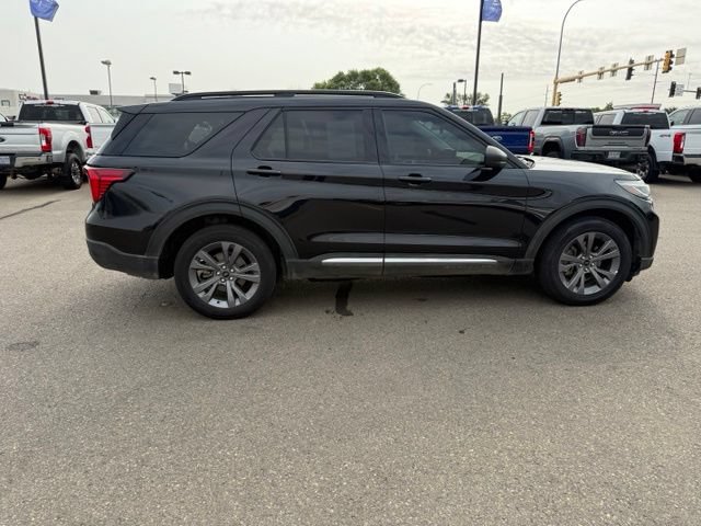 Certified 2025 Ford Explorer Active w/ Active Comfort Package AWD/4WD image 11