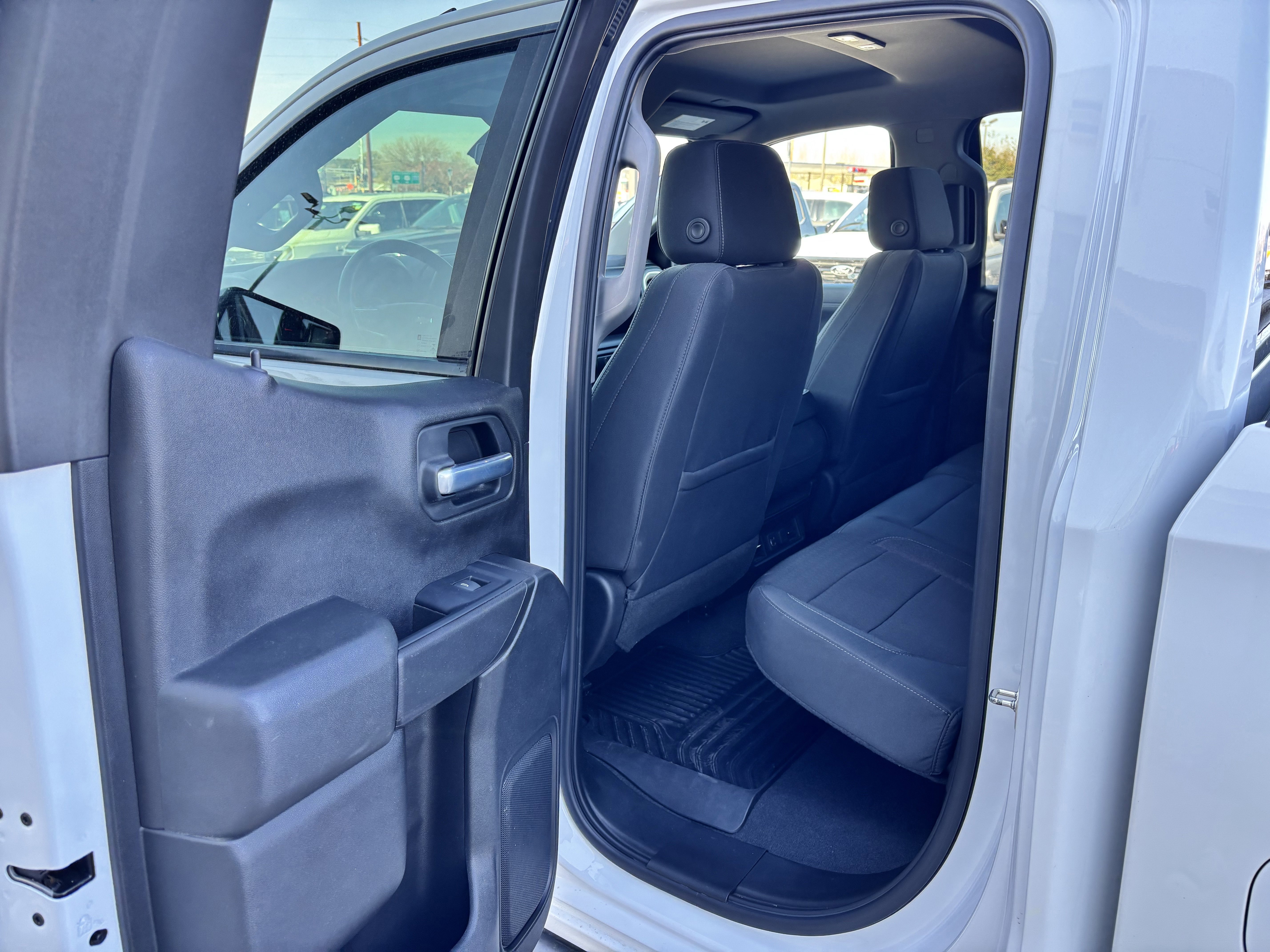 Used 2019 Chevrolet Silverado 1500 LT w/ All-Star Edition image 15