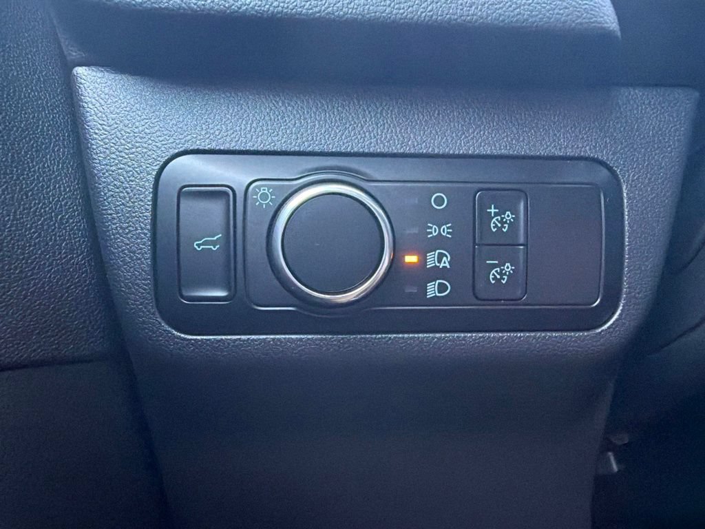 Certified 2023 Ford Escape Active AWD/4WD image 32