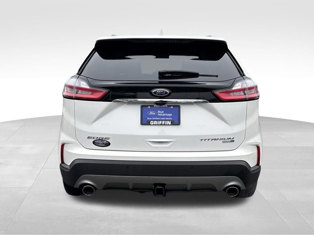 Certified 2020 Ford Edge Titanium w/ Class II Trailer Tow Package image 3