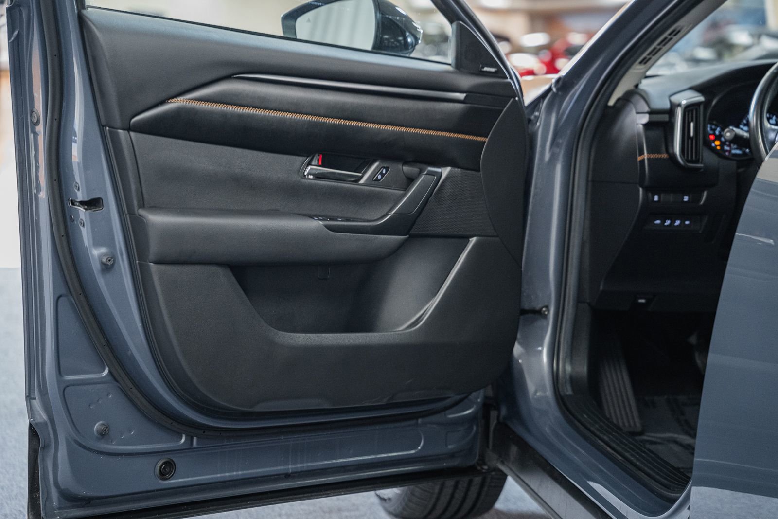 Used 2024 MAZDA CX-50 AWD 2.5 S w/ Premium Plus Pkg image 46