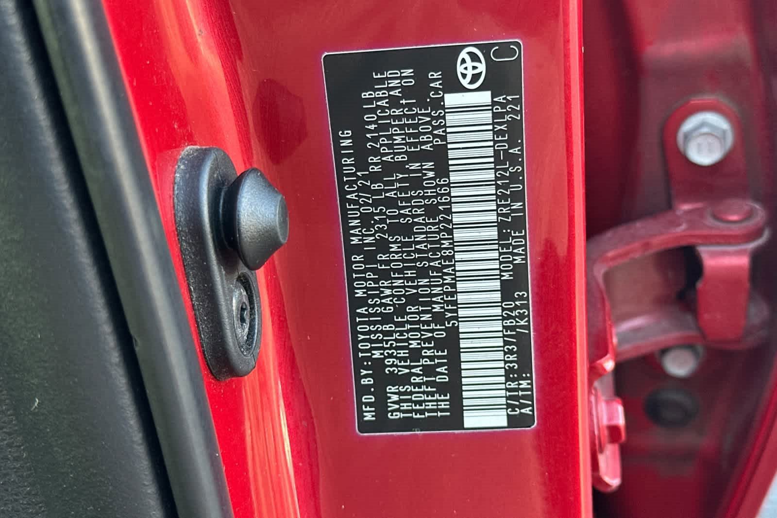 Used 2021 Toyota Corolla LE image 28