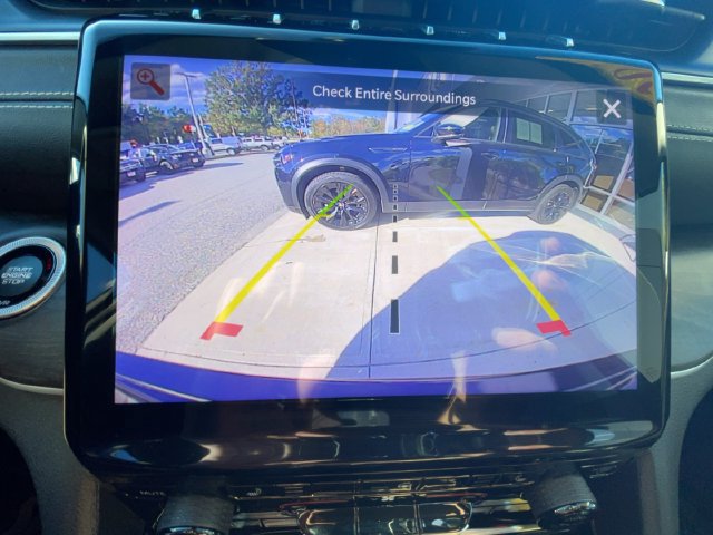 Used 2023 Jeep Grand Cherokee Limited AWD/4WD image 24