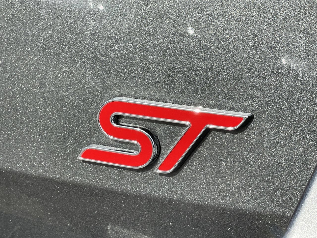 Certified 2025 Ford Explorer ST AWD/4WD image 10