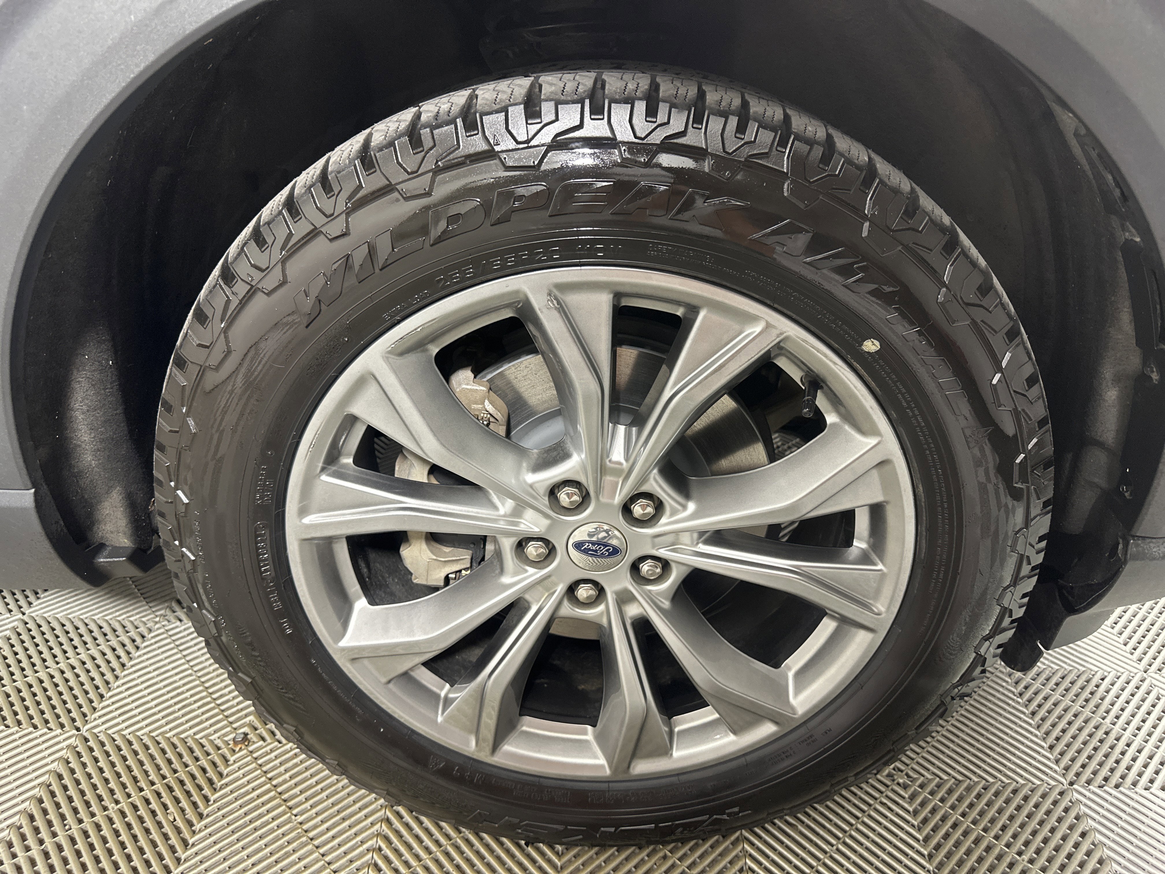 Certified 2021 Ford Explorer XLT w/ Equipment Group 202A image 28