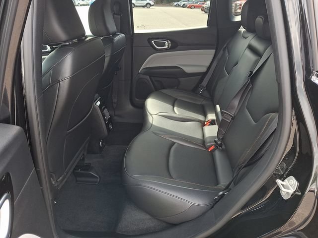 Used 2024 Jeep Compass Limited AWD/4WD image 10