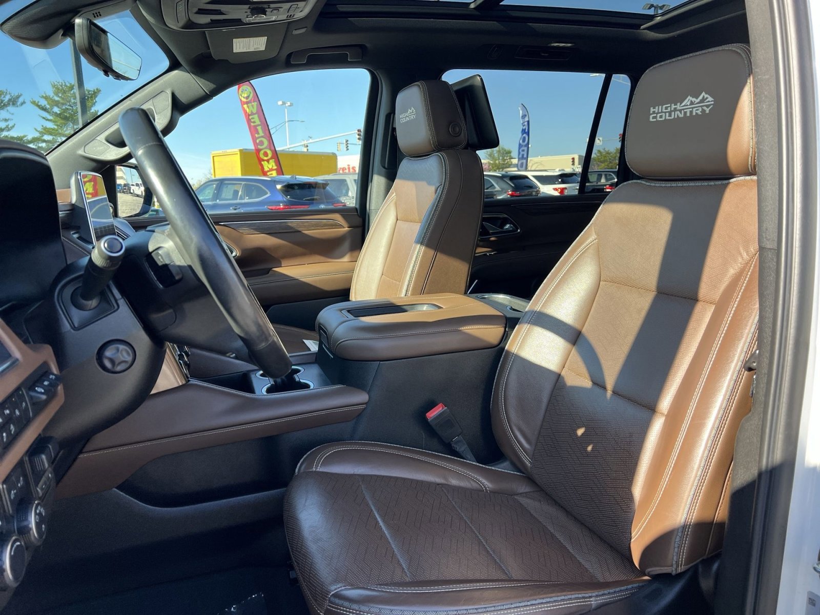 Used 2021 Chevrolet Suburban High Country w/ Premium Package image 13