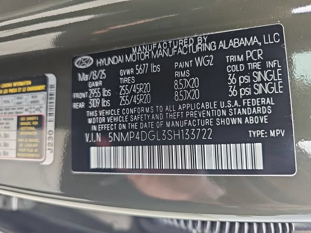 Used 2025 Hyundai Santa Fe Limited AWD/4WD image 33