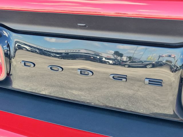 Used 2022 Dodge Challenger R/T RWD image 7