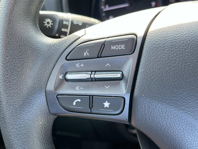 Used 2023 Hyundai Kona SEL image 30