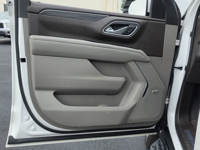 Used 2021 GMC Yukon SLT w/ SLT Premium Package RWD image 15