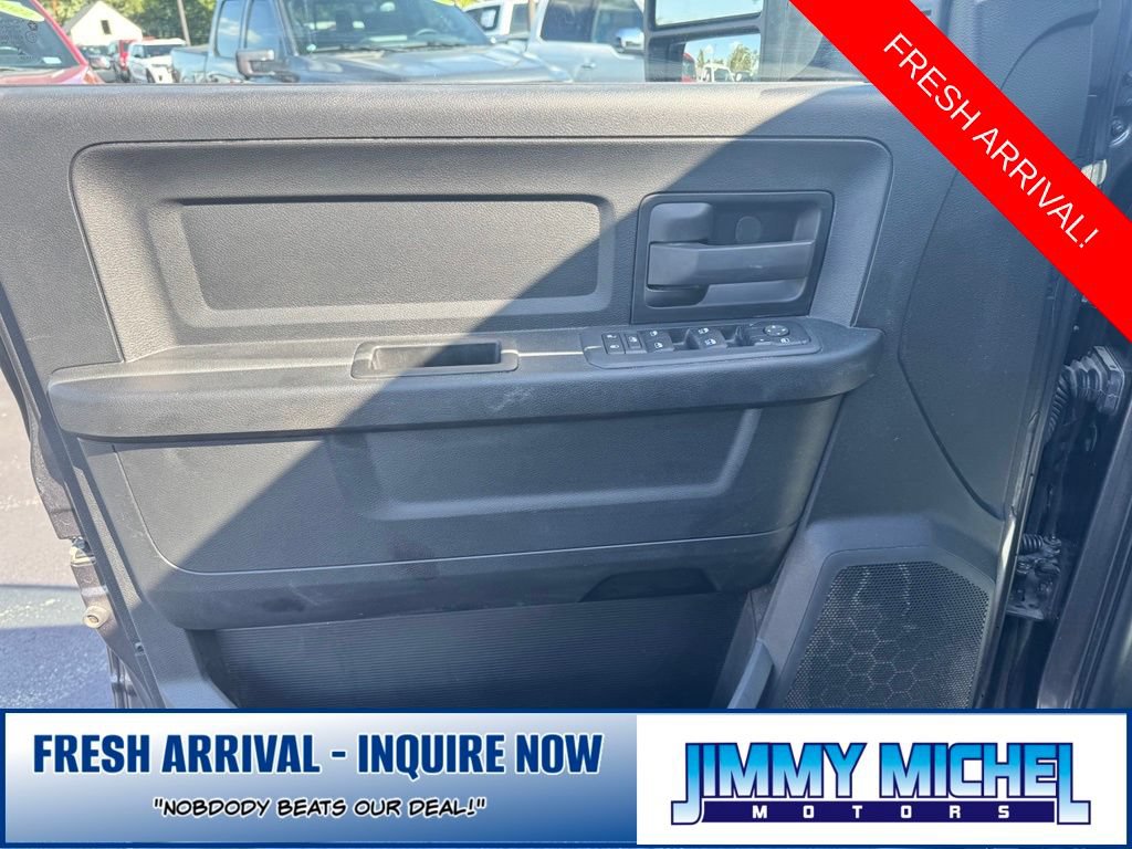 Used 2025 RAM 2500 Tradesman AWD/4WD image 2