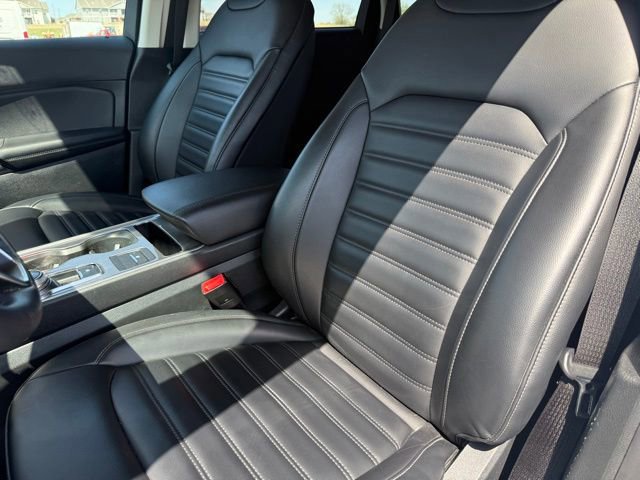 Certified 2024 Ford Edge SEL w/ Convenience Package AWD/4WD image 11