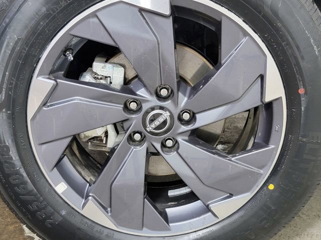 Used 2026 Nissan Rogue SV FWD image 10