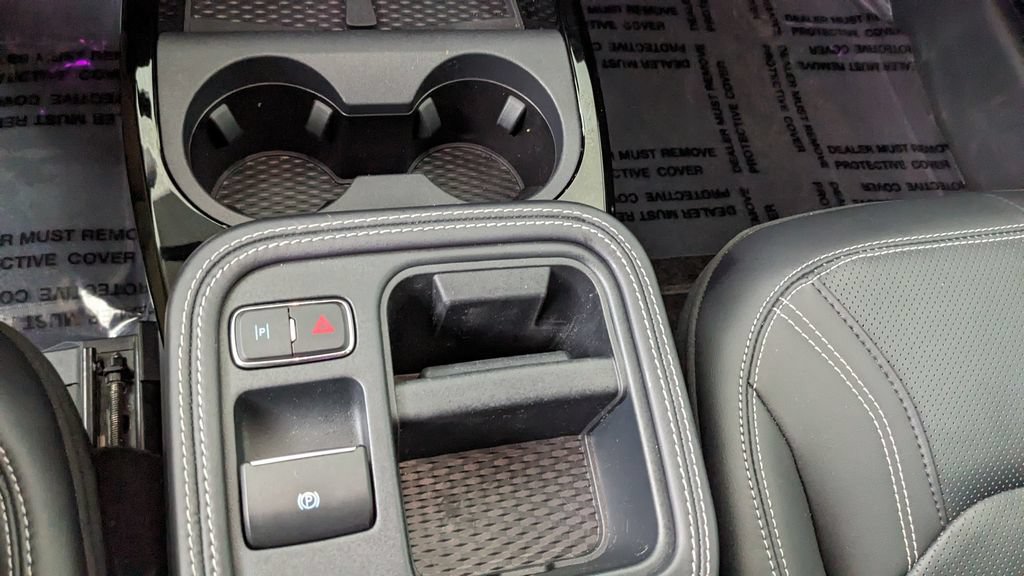 Certified 2025 Ford Mustang Mach-E Premium AWD/4WD image 31