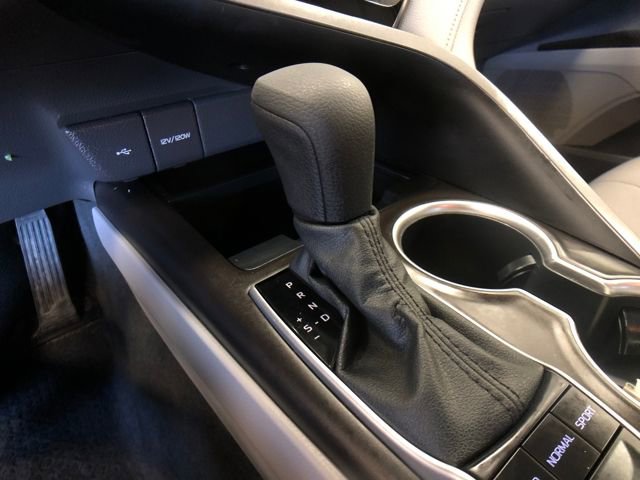 Used 2023 Toyota Camry LE image 18