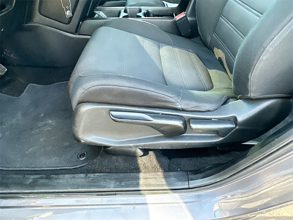 Used 2018 Honda CR-V LX image 10