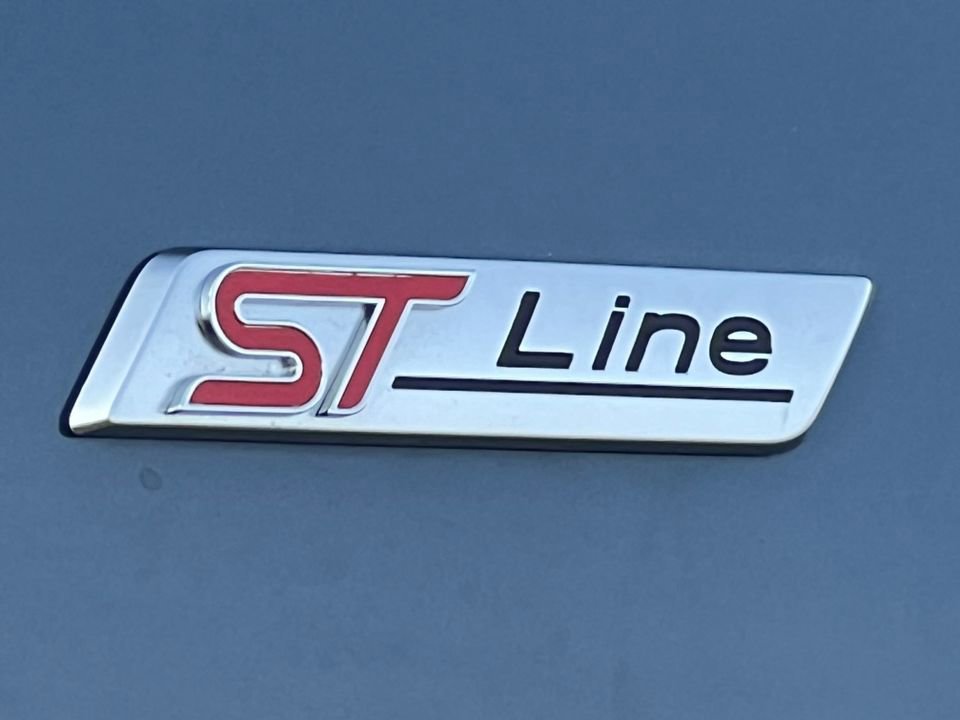 Certified 2023 Ford Escape ST-Line w/ Tech Pack #1 image 8