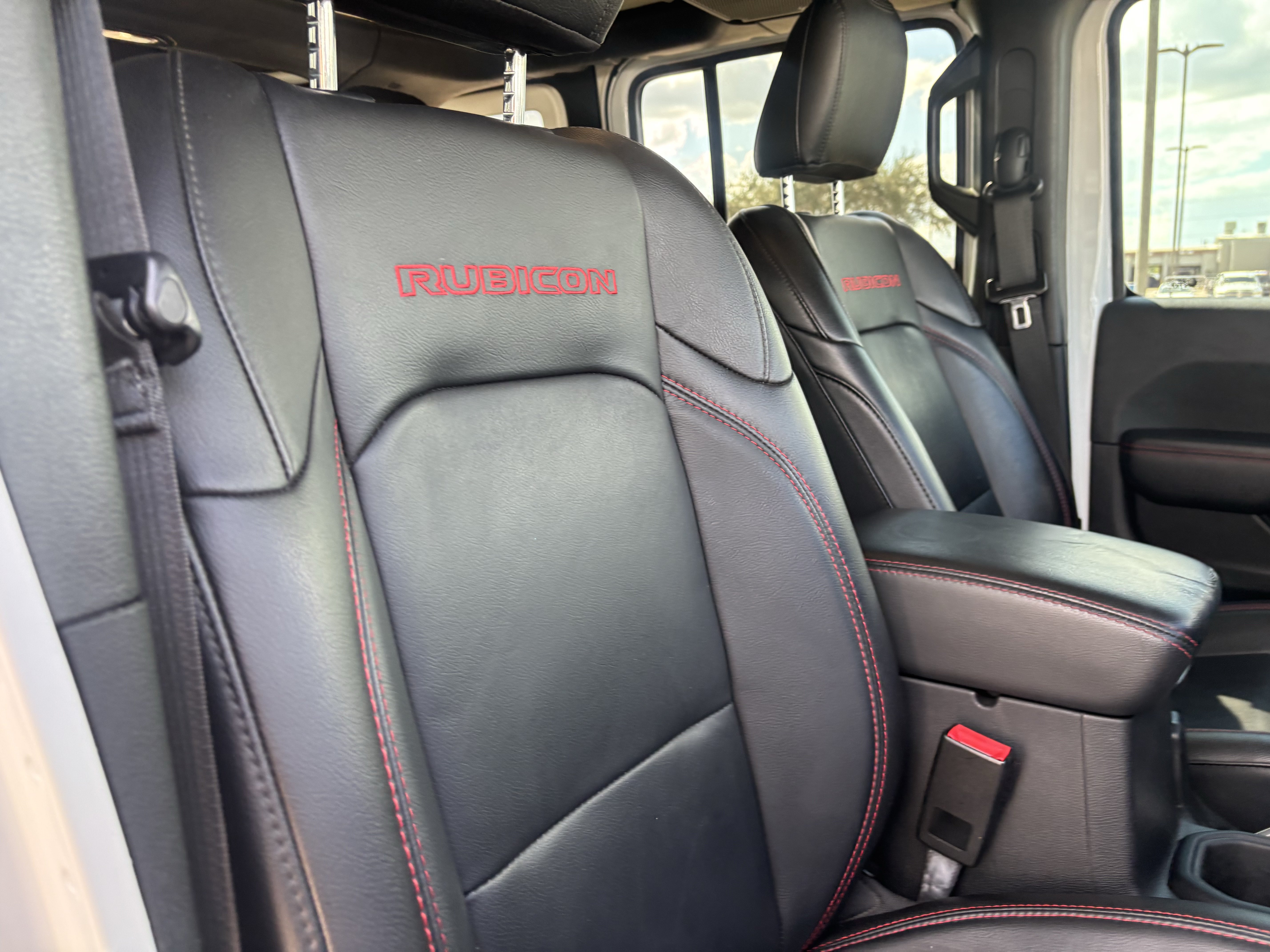 Used 2021 Jeep Wrangler Unlimited Rubicon AWD/4WD image 26