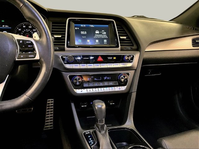 Used 2018 Hyundai Sonata Sport FWD image 6
