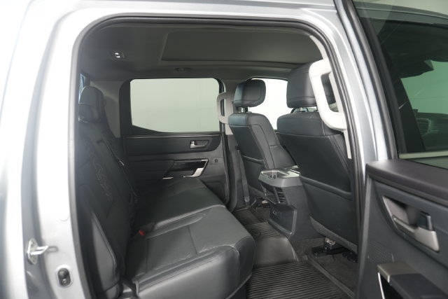 Used 2024 Toyota Tundra Limited AWD/4WD image 28