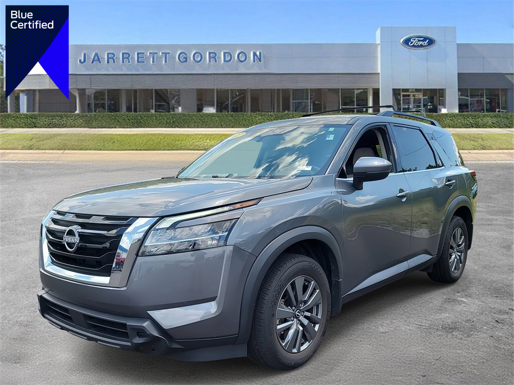 Used 2022 Nissan Pathfinder SV