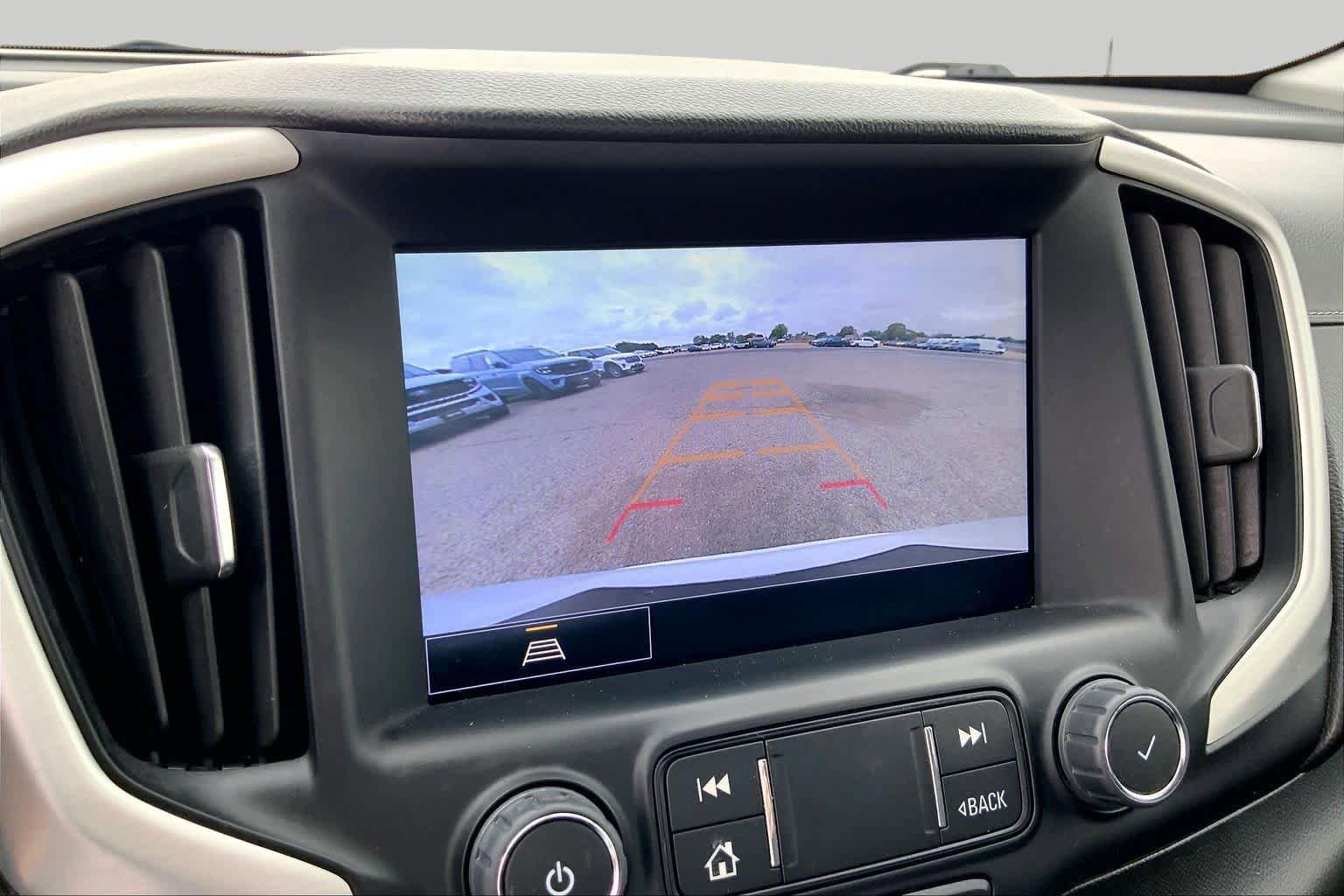 Used 2022 GMC Terrain SLT FWD image 27