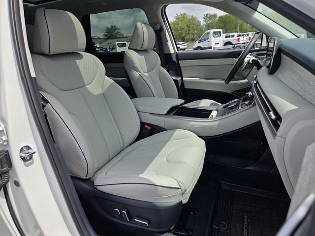 Used 2025 Hyundai Palisade Calligraphy image 18