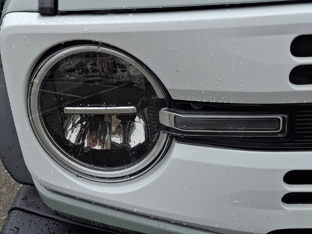 Certified 2023 Ford Bronco Heritage Edition AWD/4WD image 14