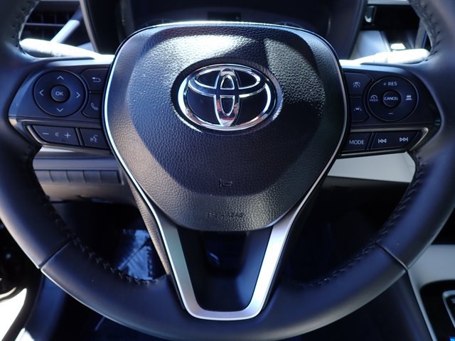 Used 2025 Toyota Corolla SE FWD image 14