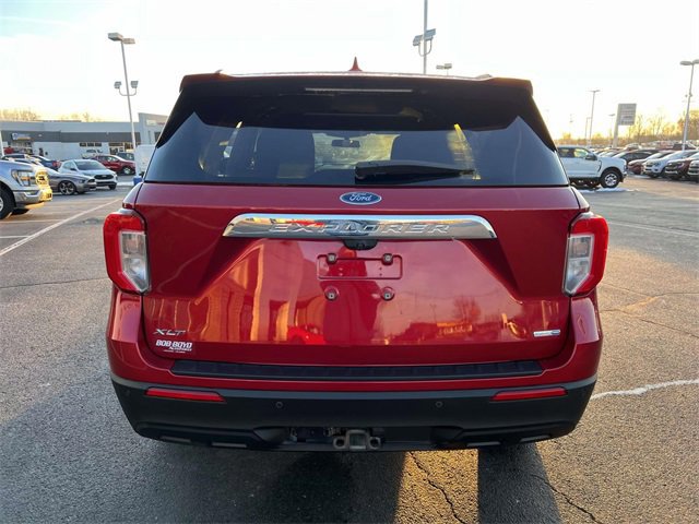 Certified 2020 Ford Explorer XLT w/ Class III Trailer Tow Package image 4