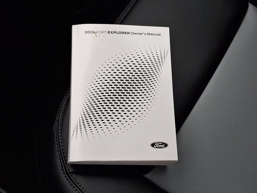 Certified 2024 Ford Explorer XLT w/ Equipment Group 202A image 26