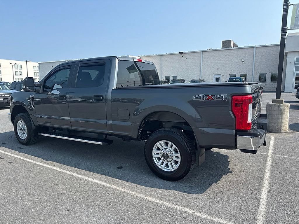 Certified 2019 Ford F250 XL w/ STX Appearance Package AWD/4WD image 3
