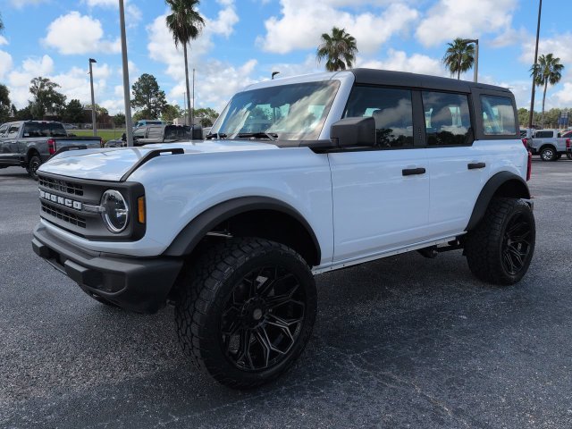 Certified 2026 Ford Bronco 4-Door AWD/4WD image 9