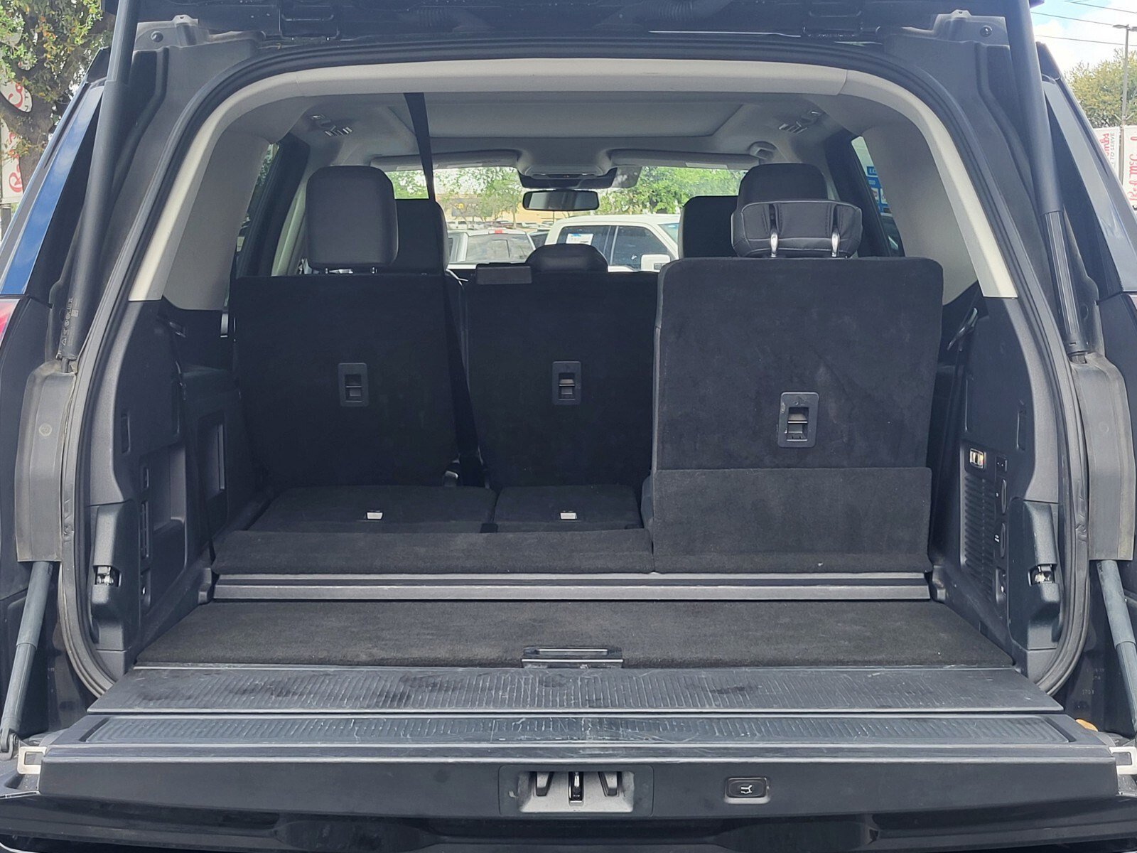 Certified 2025 Ford Expedition Active image 32